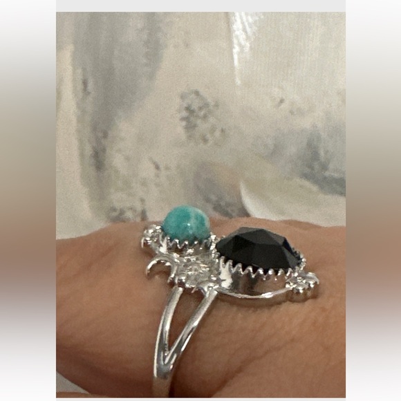Black Onyx with Turquoise star moon ring with Adjustable band. - Picture 4 of 4